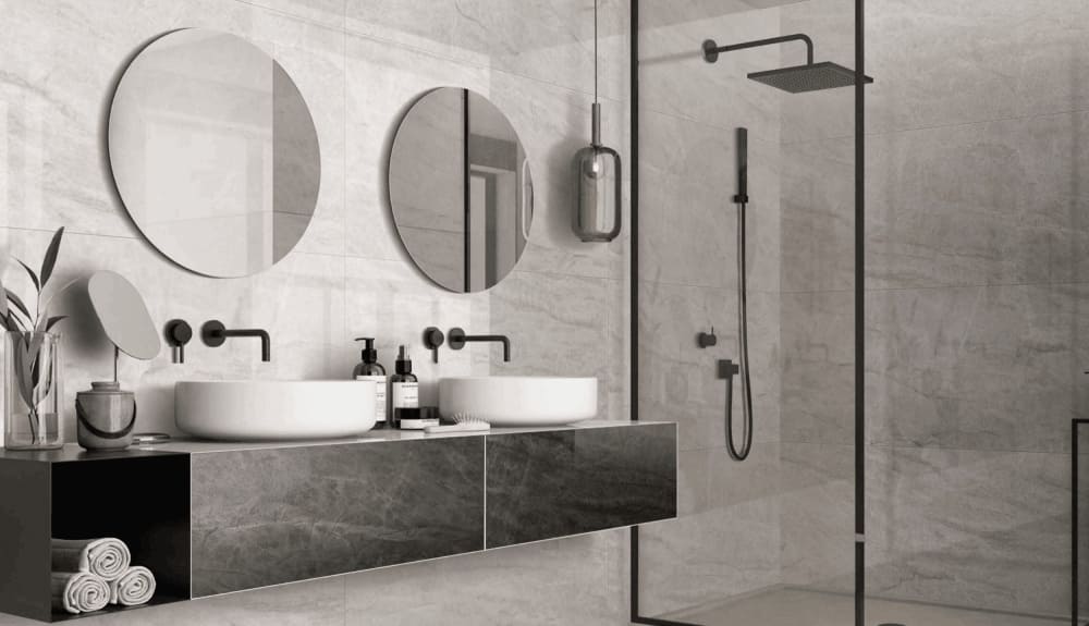 baño con lavabo y espejo